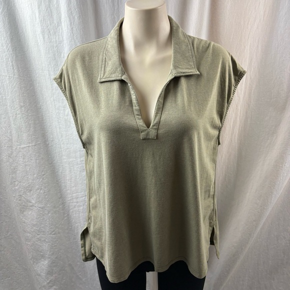 Kit and Ace Tops - Kit and Ace Cap-Sleeve Pullover Collar Olive Green Top L/XL